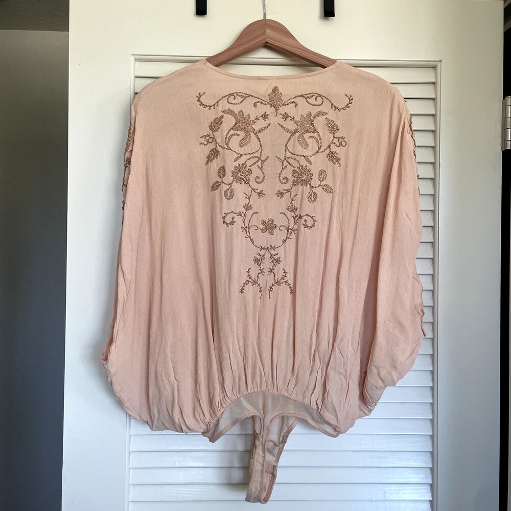Free People Pretty in Peach Summer Lover Beaded Embroidery Wrap Bodysuit Small - Picture 5 of 14